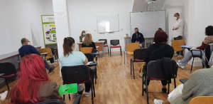 Sesión informativa del curso Gestión de llamadas de teleasistencia Ed. 1 en Lopera. Turno de tarde