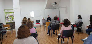 Sesión informativa del curso Gestión de llamadas de teleasistencia Ed. 2 en Lopera. Turno de mañana