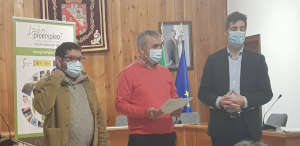 Entrega de diplomas del curso Elaboración de productos a raíz del aceite de oliva Ed. 6 en Mengíbar