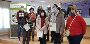Entrega de Diplomas del curso Elaboración de productos a raíz del aceite de oliva Ed. 7 en Peal de Becerro